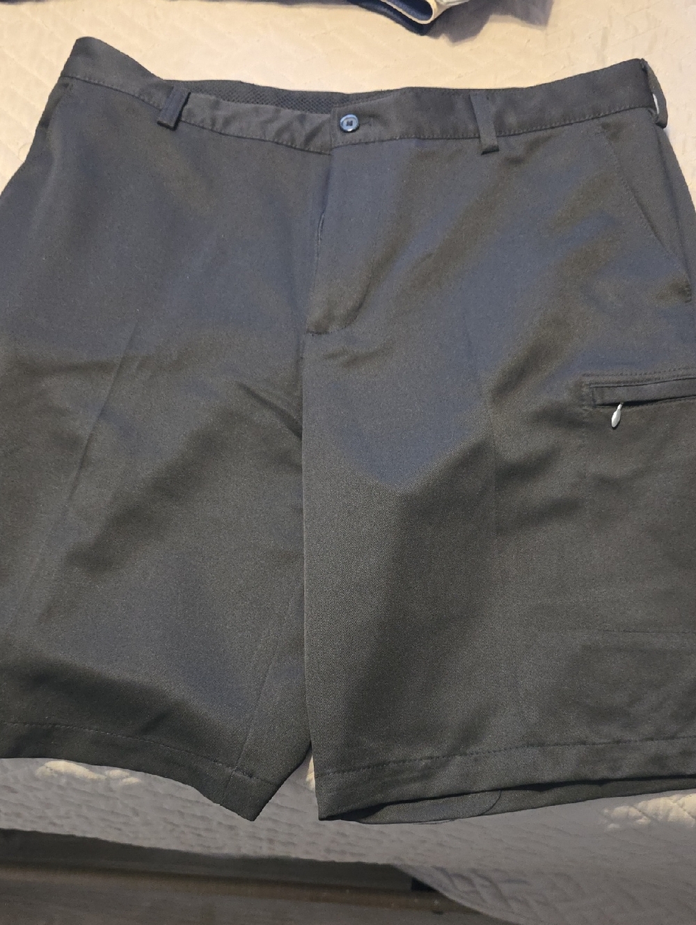 Izod Men's Black Flat Front Performance Shorts